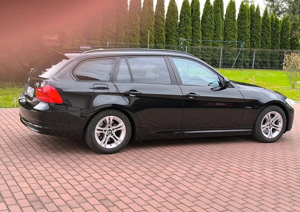 BMW Seria 3 cena 25500 przebieg: 284300, rok produkcji 2010 z Głowno małe 254